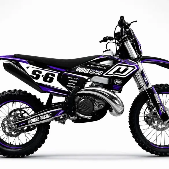 Hengjian S6-Z300 Enduro Motorrad in Schwarz-Lila-Design, Seitenansicht auf weißem Hintergrund.