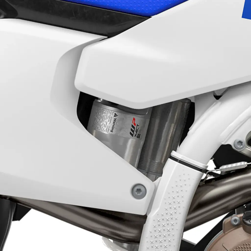 Nahaufnahme des WP XACT Federbeins der Husqvarna FC 250 2027