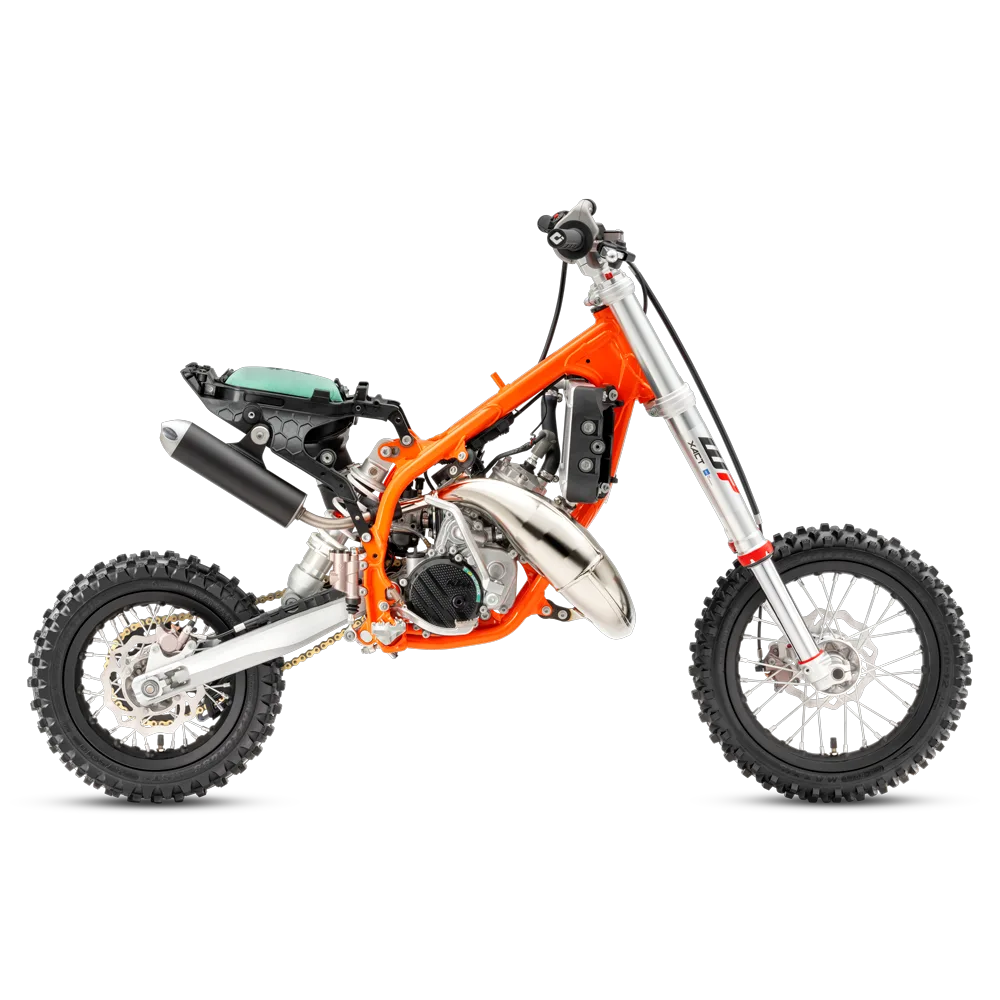 Rahmen und Technik der KTM 50 SX Motocross-Maschine freigestellt