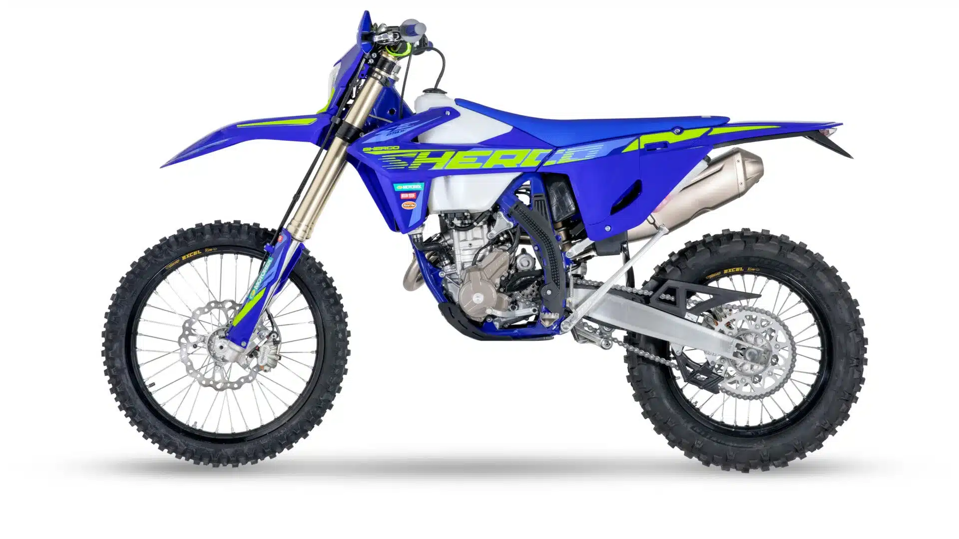 Sherco 250 SEF Factory 2026 Enduro-Motorrad in Seitenansicht mit blauer Verkleidung und sportlicher Ausstattung.