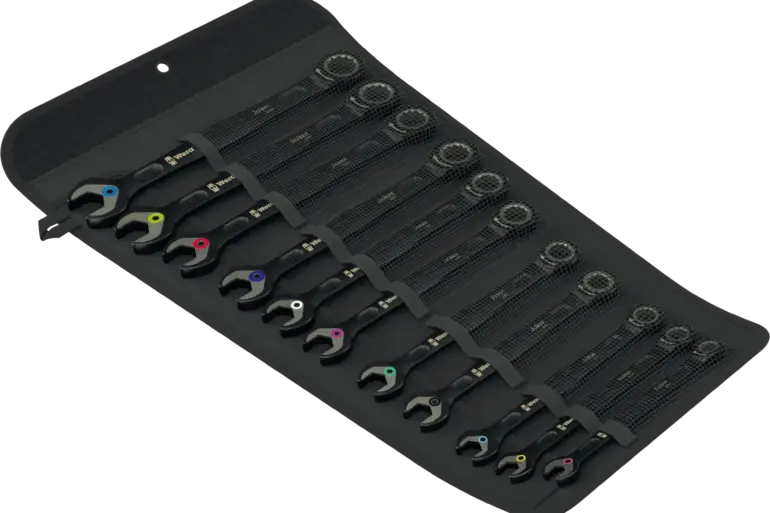 Mattschwarzes Ringratschen-Maulschlüssel-Set Black Edition in Rolltasche, verschiedene Größen