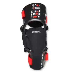 X-PERT Knee Brace Adventure Knieorthese mit schwarzem Design, roten Akzentriemen und integriertem Knieschutz von Ortema