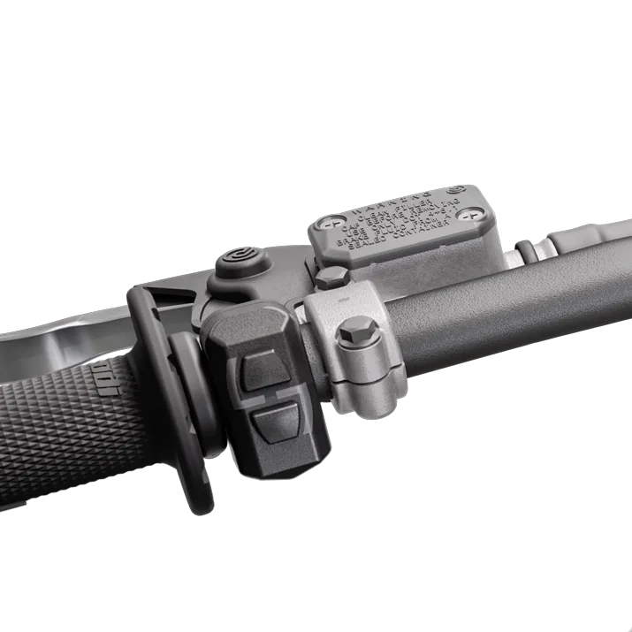 Elektrischer Startknopf und Lenkerarmatur der Husqvarna TC 250 im Detail