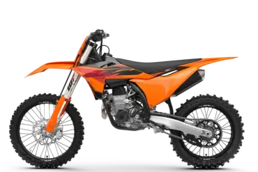 Seitenansicht der 2027 KTM 450 SX-F, einem modernen Motocross-Motorrad in Orange-Schwarz