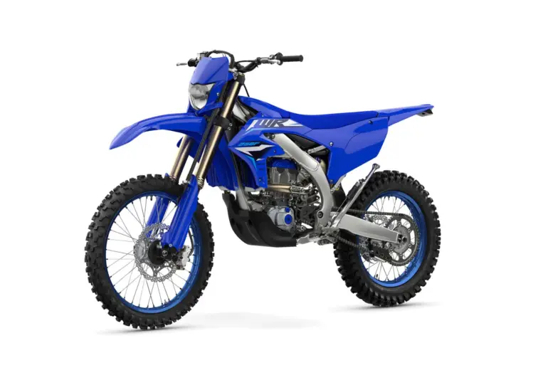 Yamaha WR250F 2026 in Icon Blue als sportliches Enduro-Motorrad mit Aluminiumrahmen und Offroad-Ausstattung.