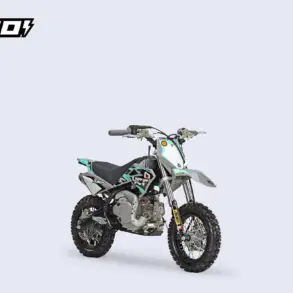 YCF 50AE 2026 Kinder-Motocross-Motorrad vor hellem Hintergrund