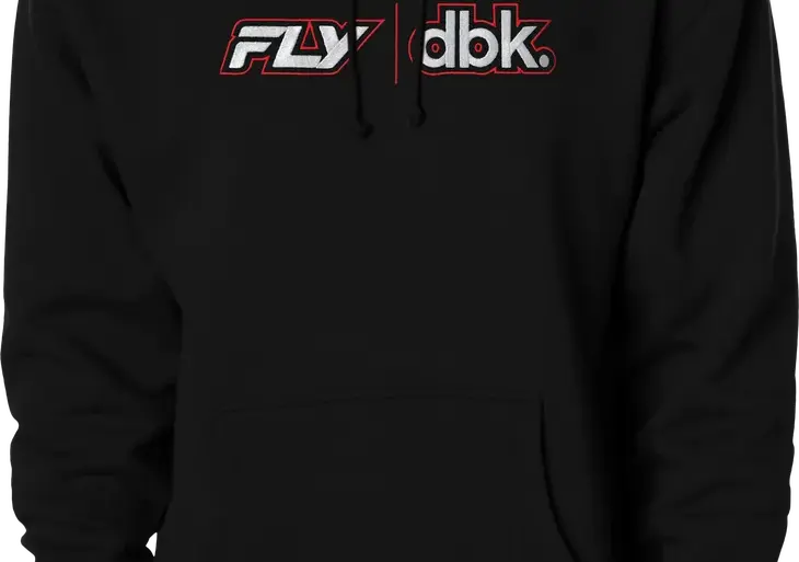 Schwarzer FLY DBK Hoodie mit auffälligem Frontlogo, freigestellt.