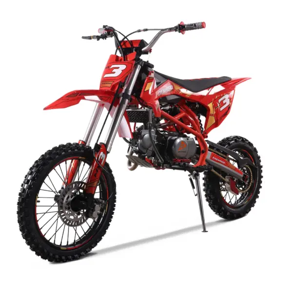 Rotes Denago MX3 Dirt Bike mit 140-cm³-Viertaktmotor und Offroad-Bereifung