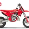 GasGas MC 65 Motocross-Motorrad in Rot mit sichtbarem 2-Takt-Motor und robusten Geländereifen