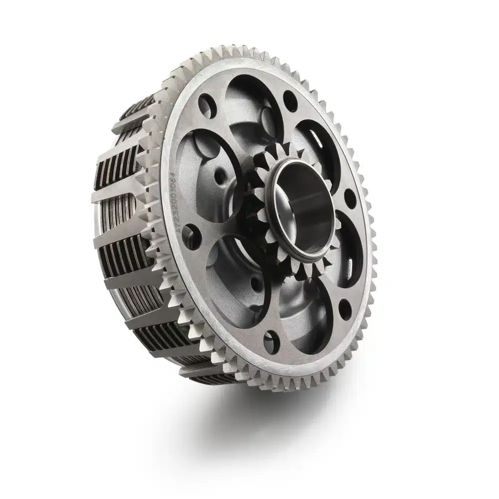 Kupplungskorb einer modernen Motocross-Maschine, passend zur GasGas MC 85 17/14 2027