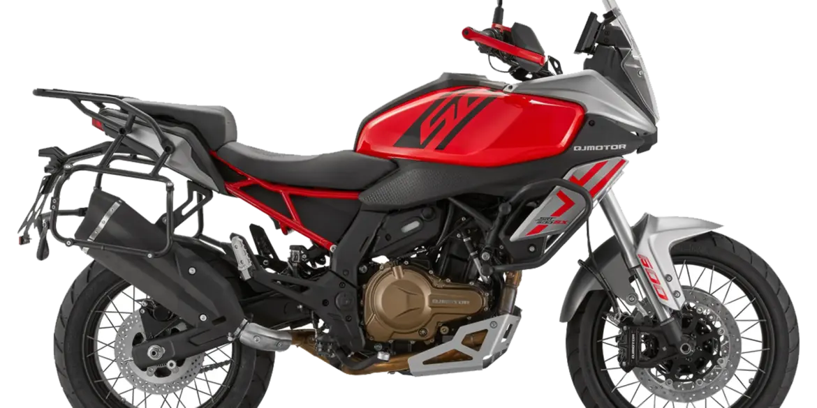QJ Motor SRT 600 SX Motorrad in Rot/Silber als Reiseenduro mit Kofferträger