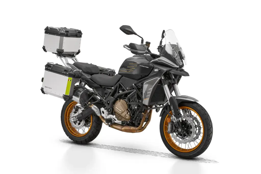 QJ Motor SRT 700 SX Reiseenduro mit Seiten- und Topcase in Schwarz/Silber