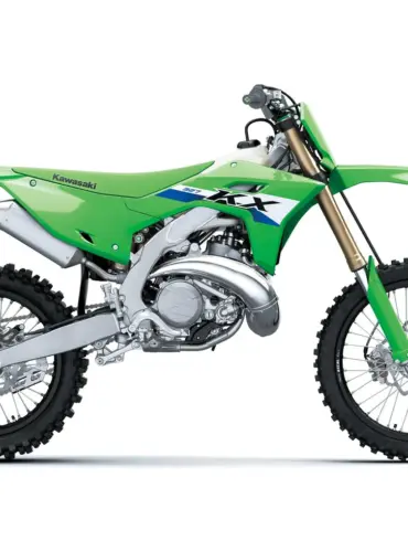 Kawasaki KX327 in Grün, Motocross-Motorrad des Modelljahrs 2027, komplette Seitenansicht