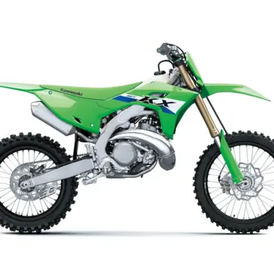 Kawasaki KX327 in Grün, Motocross-Motorrad des Modelljahrs 2027, komplette Seitenansicht