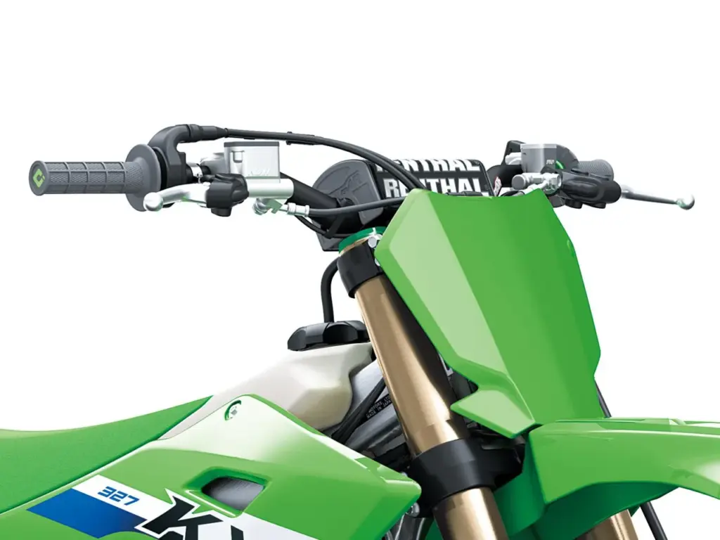 Lenker und Front der Kawasaki KX327 Motocross-Maschine 2027