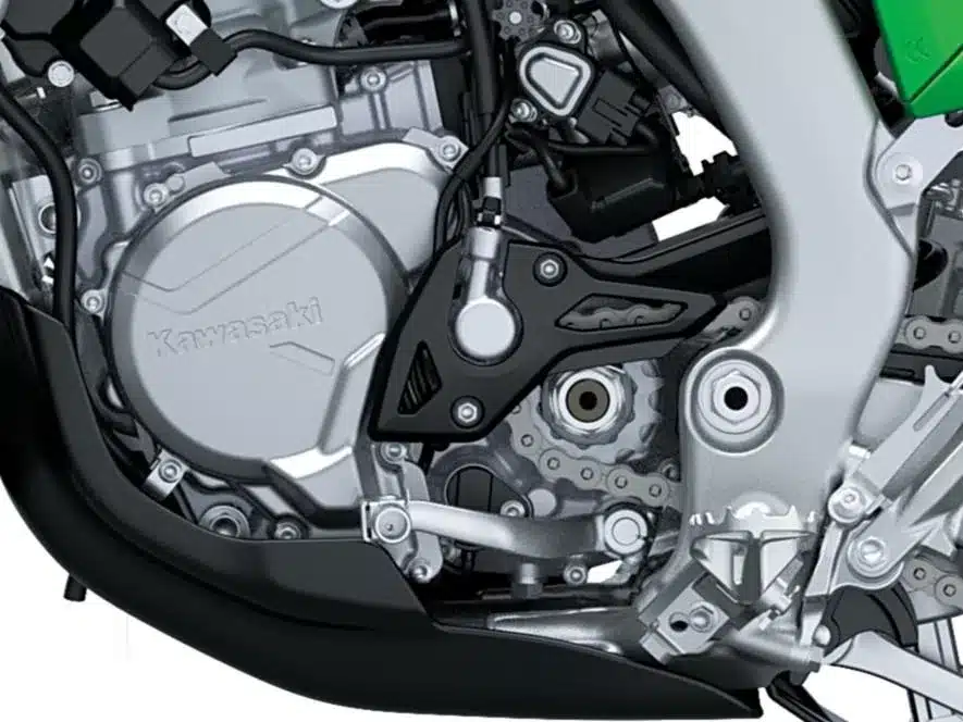 Detail des Motors und Rahmens der Kawasaki KX327X, Modell 2027