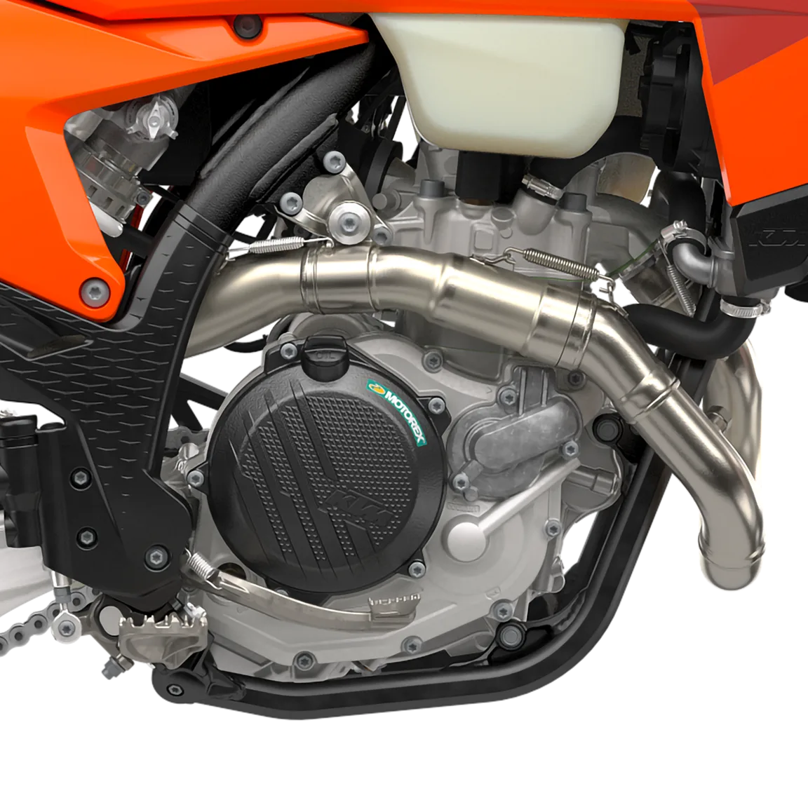 Nahaufnahme des Einzylinder-Viertaktmotors und Krümmers an der KTM 500 EXC-F