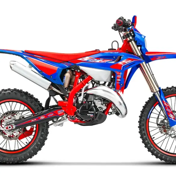 Beta RR Race 2T 125 Enduro-Motorrad Seitenansicht in Blau und Rot.