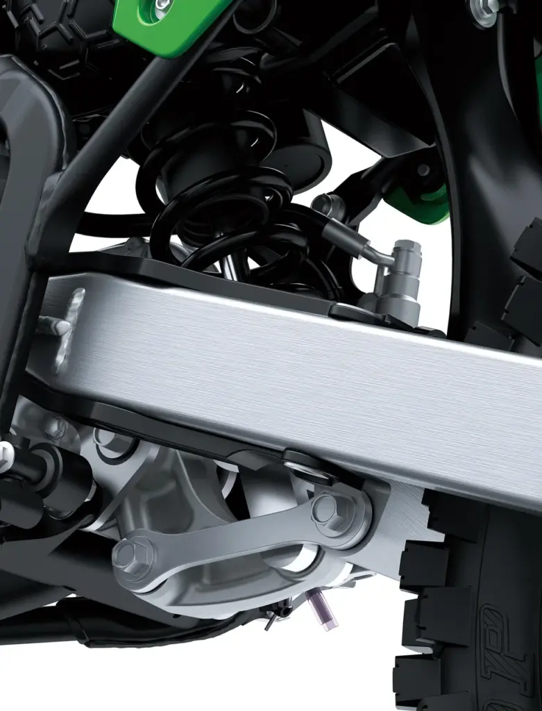 Detailbild des Hinterradfahrwerks mit Umlenkung und Stoßdämpfer einer Kawasaki KX85 L 2027.