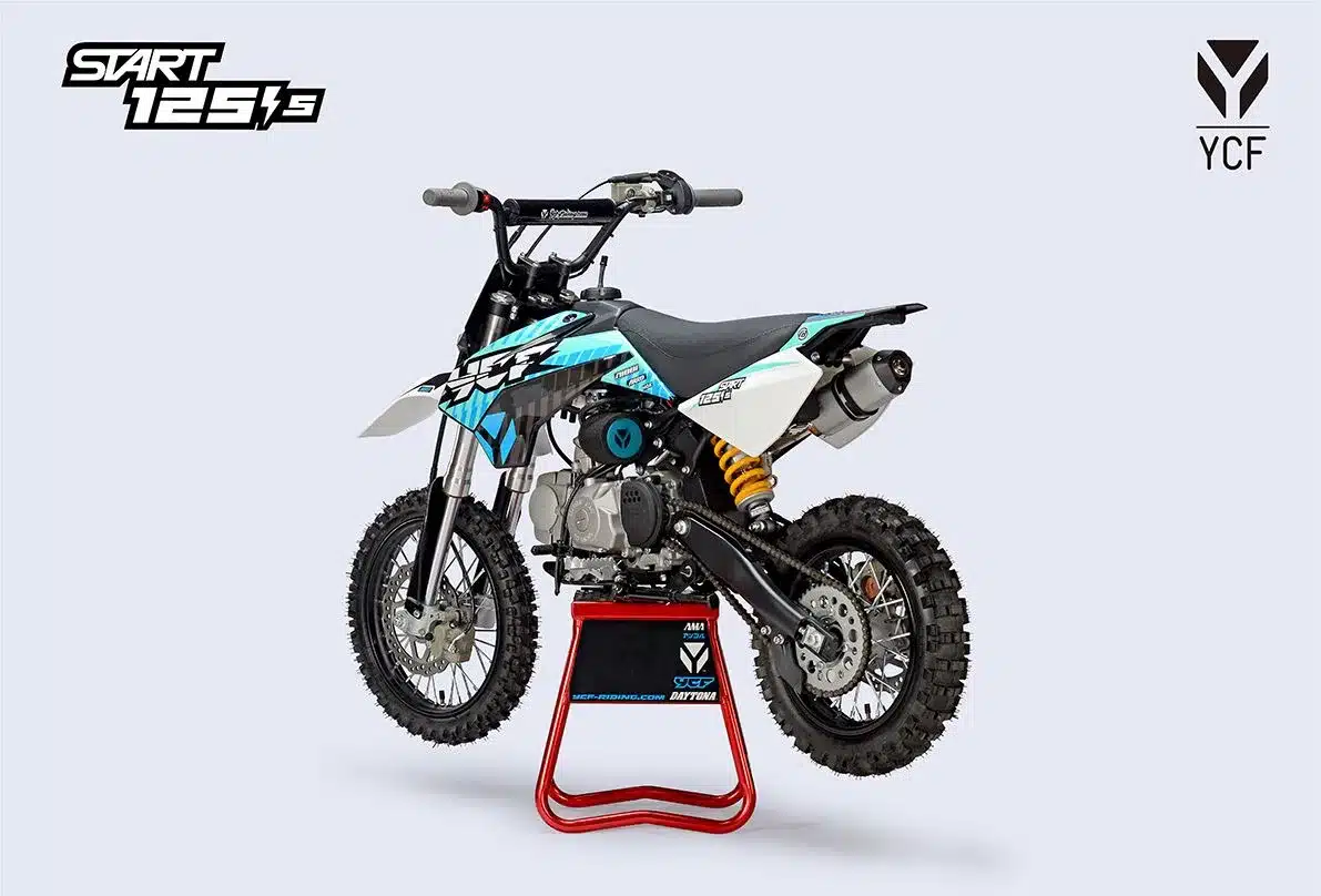 YCF Start 125SE 2026 Einsteiger-Dirtbike auf Montageständer, Seitenansicht