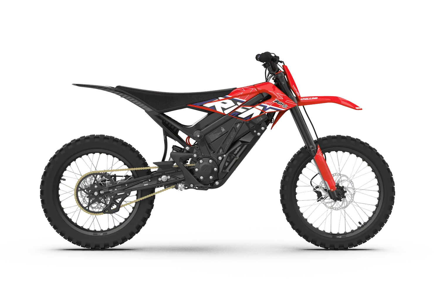 RFN Ares Rally Pro Elektro-Enduro Motorrad in rotem Rallye-Look, freigestellt vor weißem Hintergrund