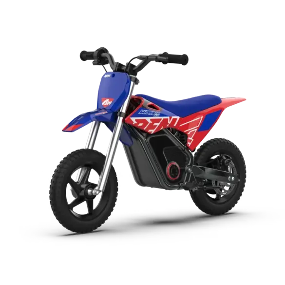 Seitenansicht des blauen und roten RFN Warrior Kids SX-E150 Elektro-Motocross-Bikes für Kinder vor weißem Hintergrund.