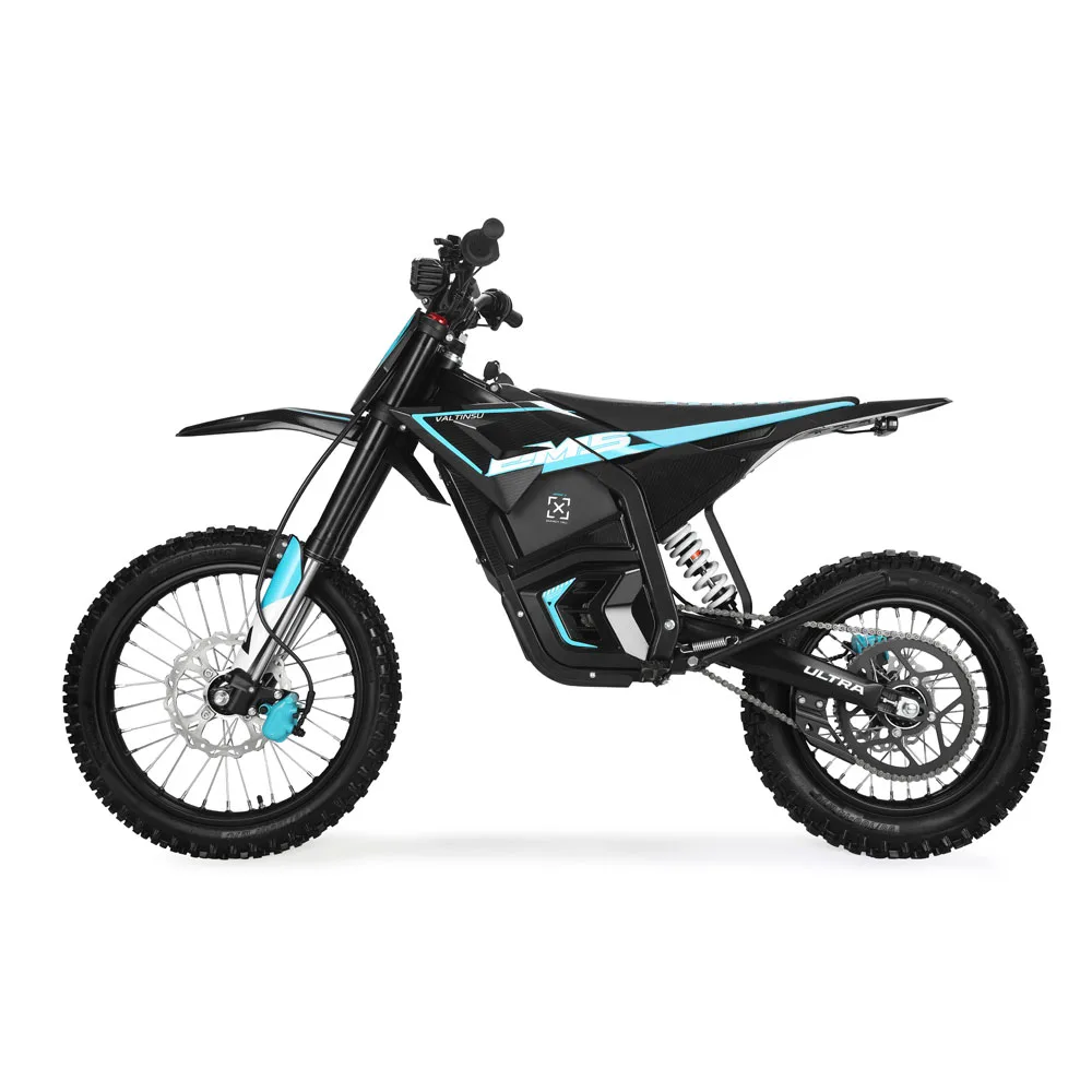 Seitenansicht der Valtinsu EM-5 Ultra, einem elektrischen Offroad-Dirt-Bike mit schwarzer und blauer Farbgebung.
